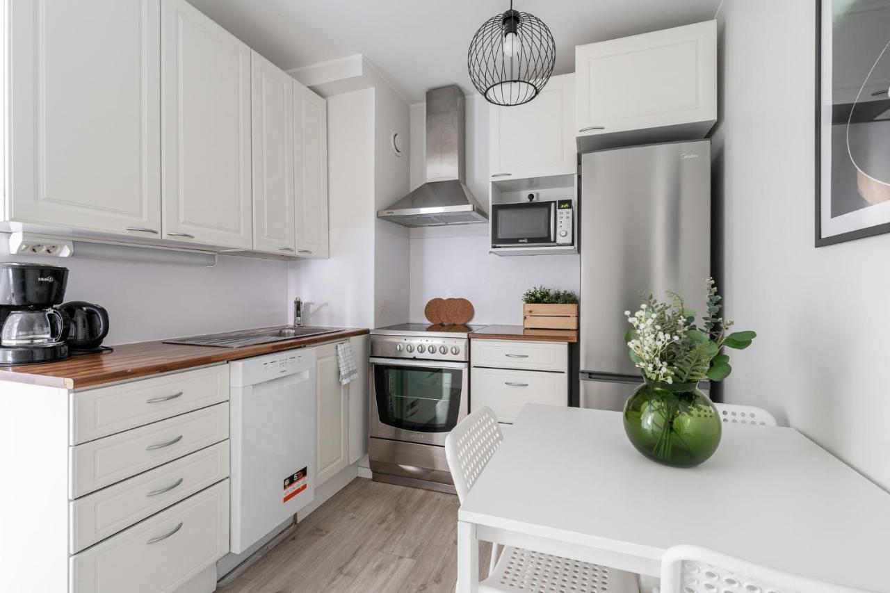 Spacious Downtown Apartment With Balcony Next To Restaurants - Hosted By 2Ndhomes Tampere Exterior foto